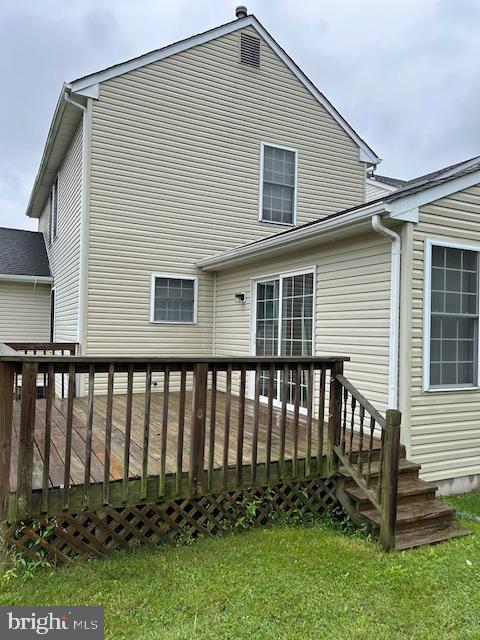 37 Wakefield Road Atco, NJ 08004 - Photo 39 of 39 a front view of a house with garden