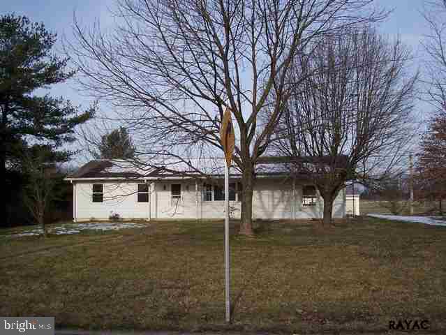 1076 Bon-Ox Road Gettysburg, PA 17325 - Photo 1 of 11