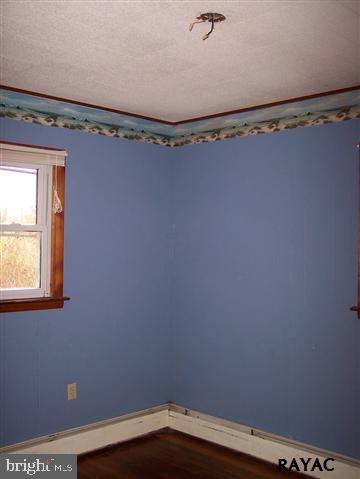 1076 Bon-Ox Road Gettysburg, PA 17325 - Photo 7 of 11