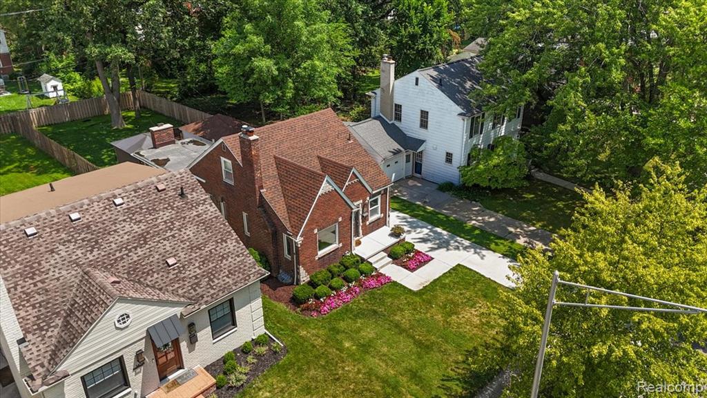 1450 Hampton Road Grosse Pointe Woods, MI 48236 - Photo 51 of 53