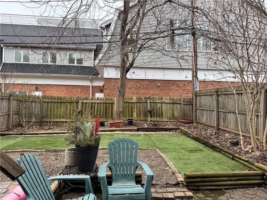 158 South Fitzhugh Street Rochester, NY 14608 - Photo 10 of 12