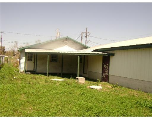 116 Loupe Road Des Allemands, LA 70030 - Photo 2 of 6 Gallery Image 2
