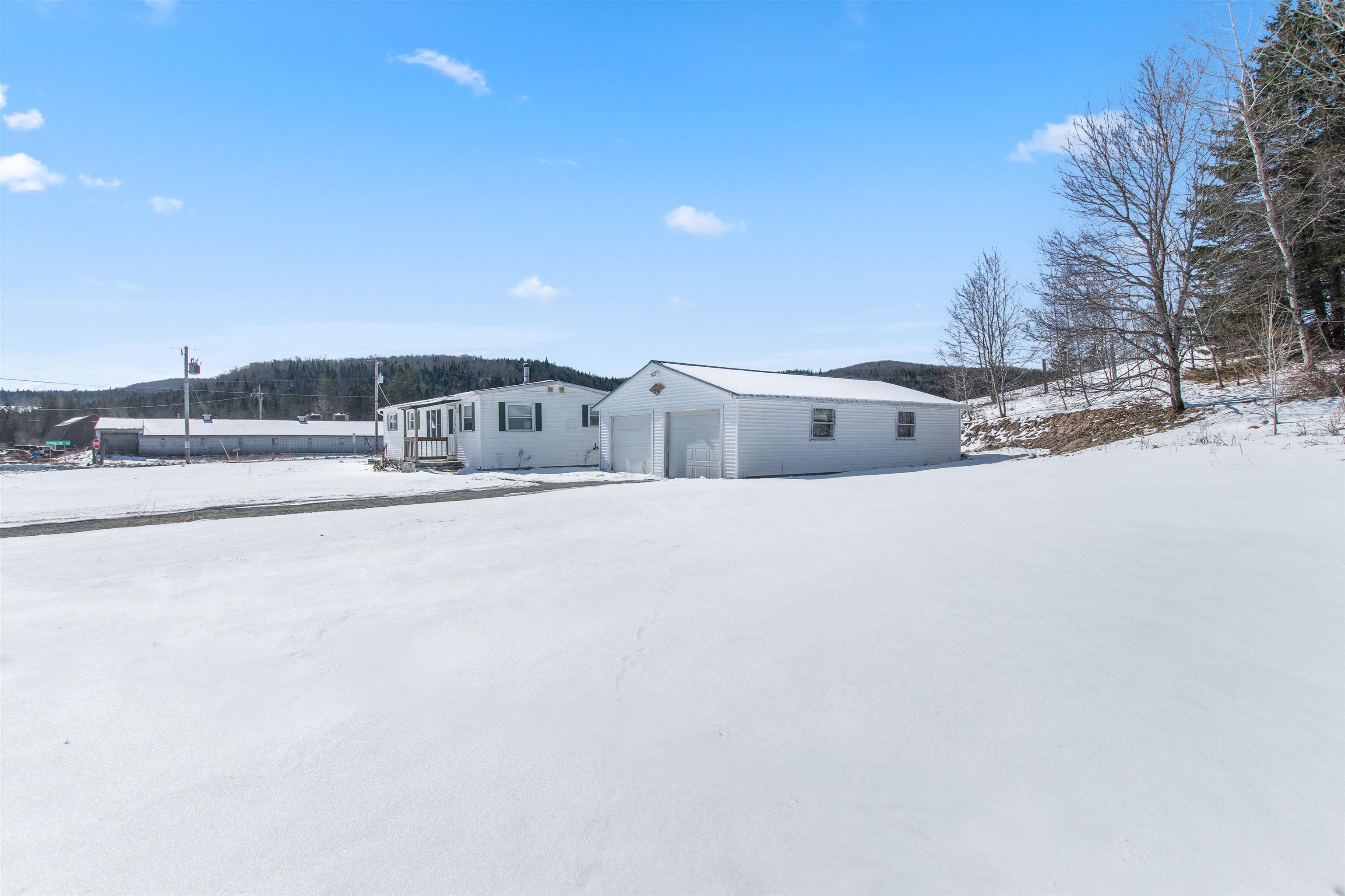 5793 Highway 102 Canaan, VT 05903 - Photo 24 of 37