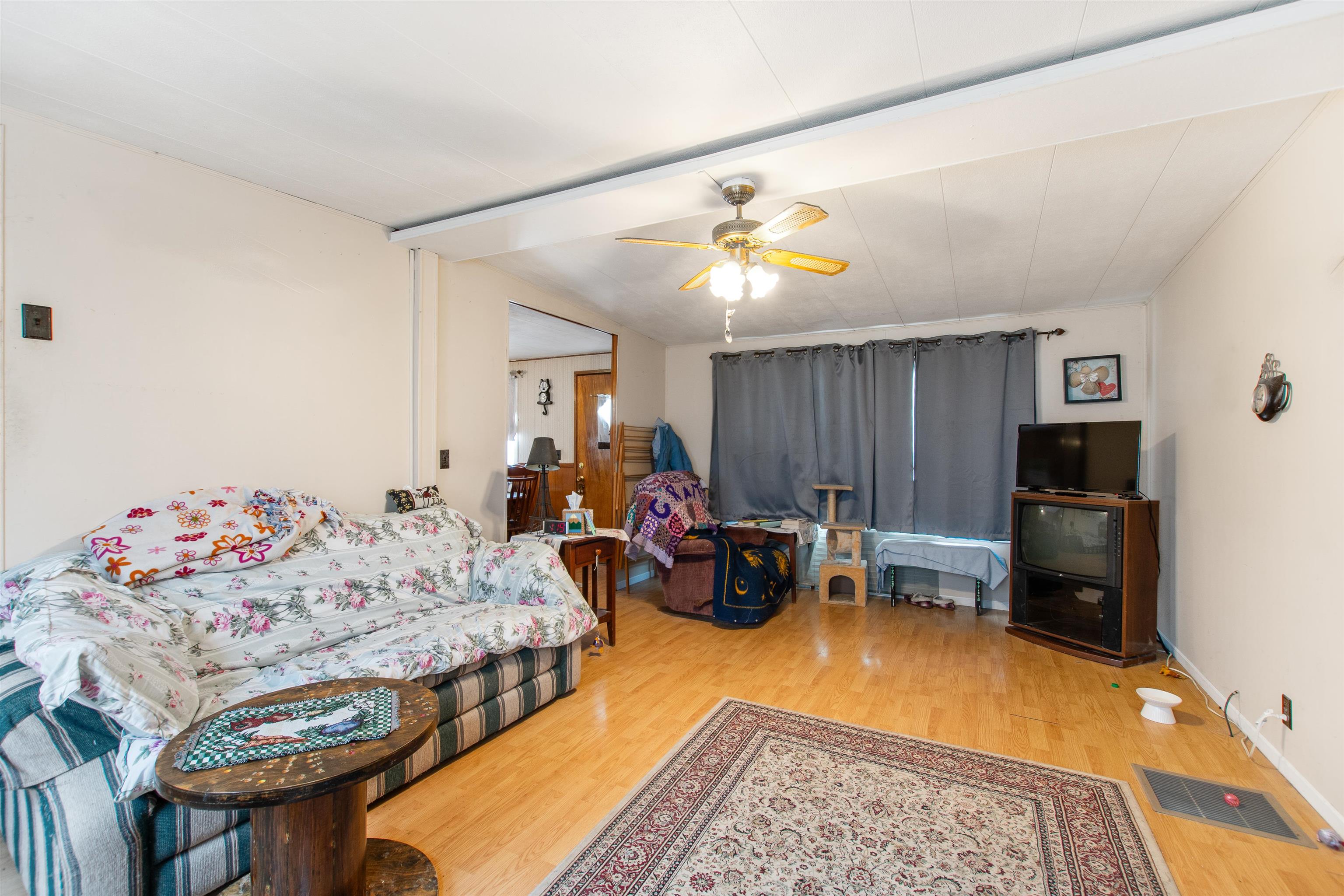 5793 Highway 102 Canaan, VT 05903 - Photo 6 of 37