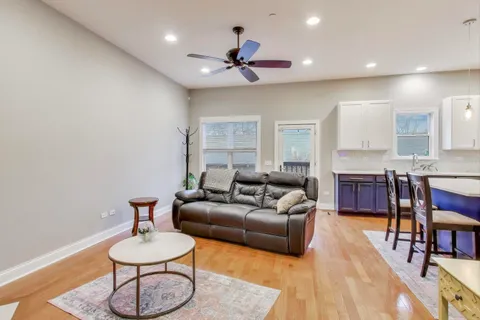 $634,900 | 1506 West Northwest Highway, Arlington Heights, IL 60004