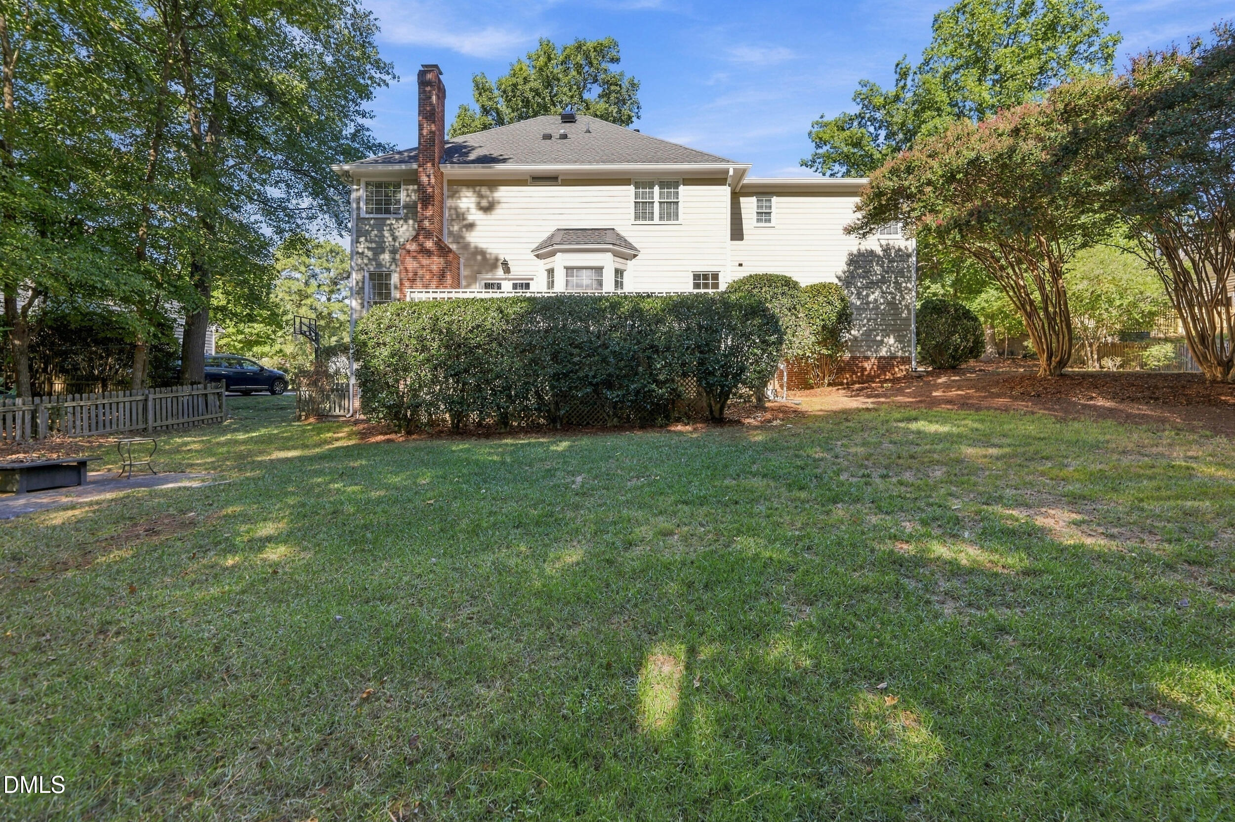 5608 Crossfield Drive Raleigh, NC 27613 - Photo 33 of 45 5608_crossfield_dr_043