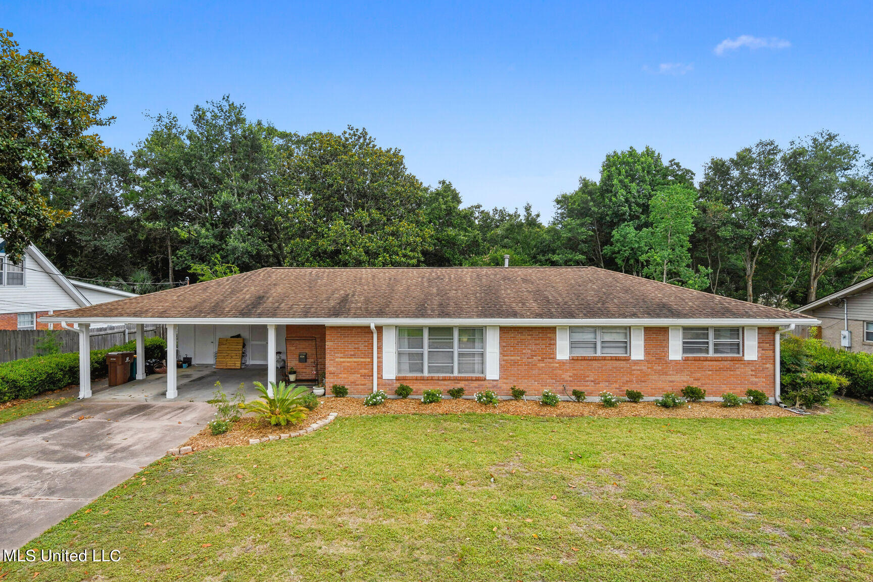 338 Carter Road Biloxi, MS 39531 - Photo 1 of 31 0002--002