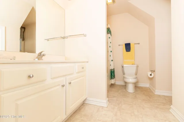 $1,450,000 | 198 Knowles Landing Drive, Hertford, NC 27944