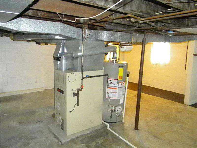 427 Wendell Road Irwin, PA 15642 - Photo 14 of 17 Hers your hot air and hot water