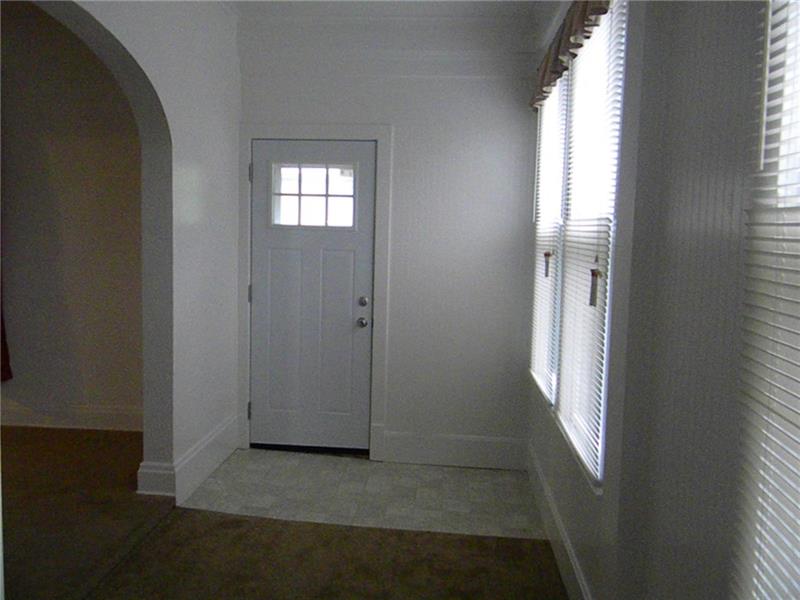427 Wendell Road Irwin, PA 15642 - Photo 16 of 17 Front entry way