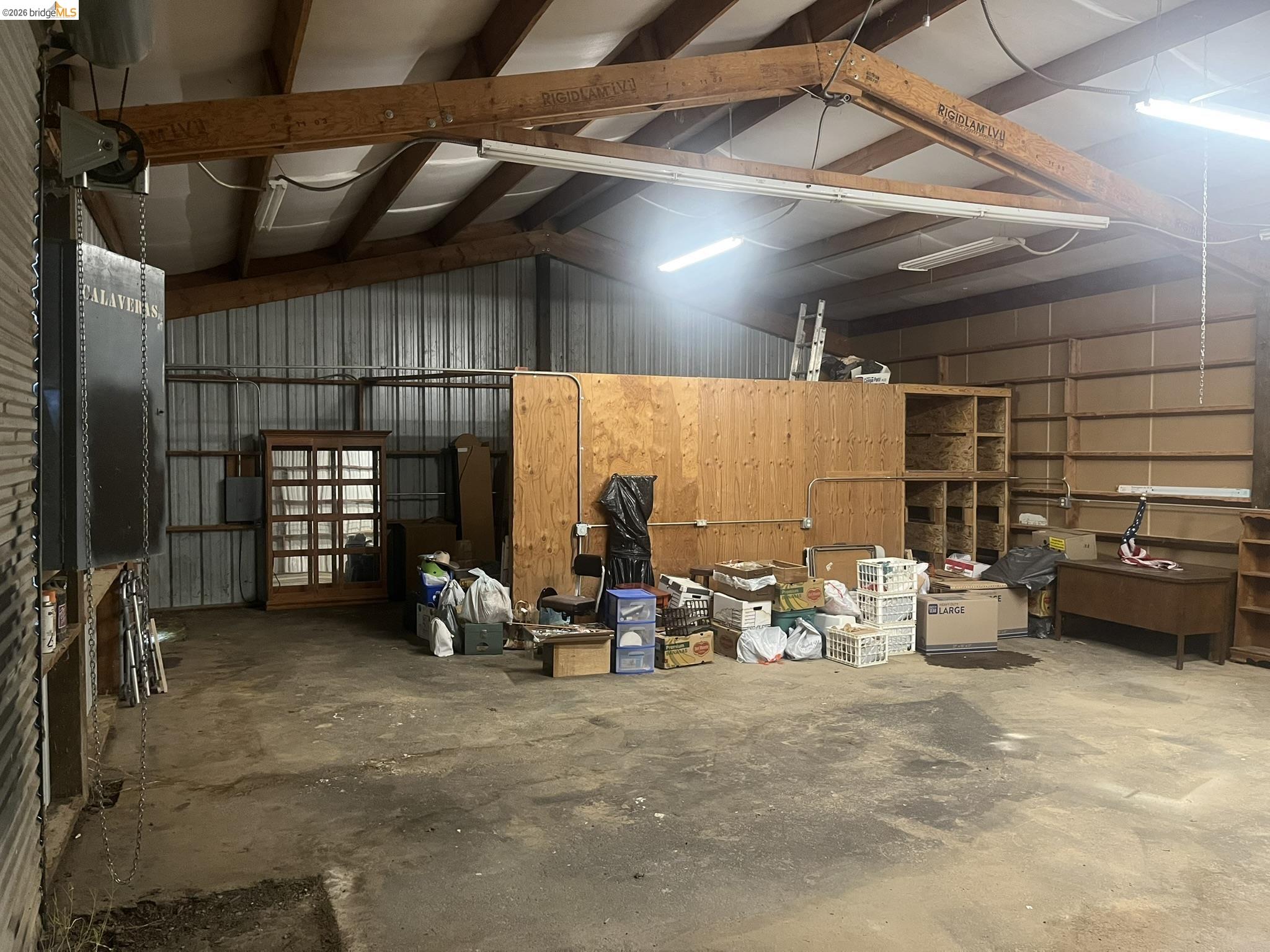 19644 Rawhide Road Sonora, CA 95370 - Photo 25 of 45 View of garage