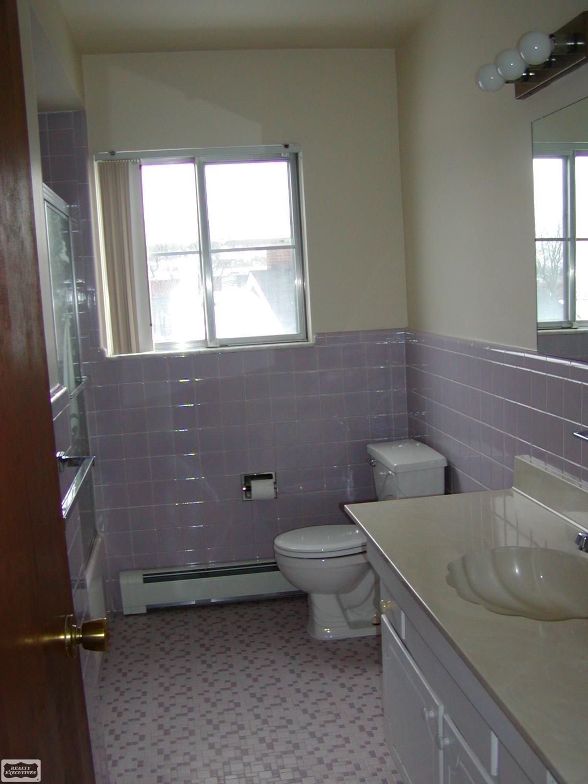 23321 Kelly Road, Unit 5 Eastpointe, MI 48021 - Photo 6 of 13