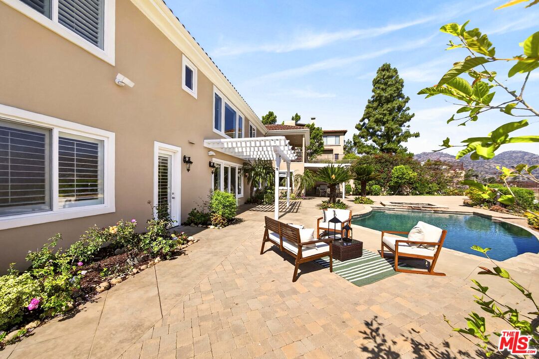 22355 South Summit Ridge Circle Chatsworth, CA 91311 - Photo 65 of 75
