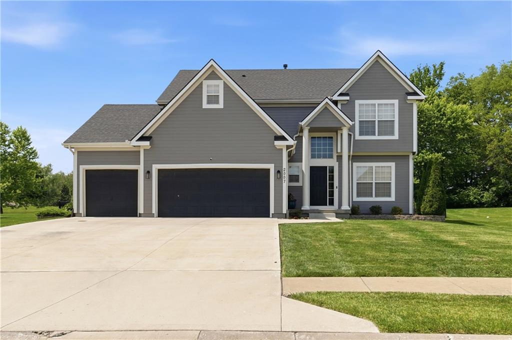 2007 Sequoia Drive Raymore, MO 64083 - Photo 2 of 50