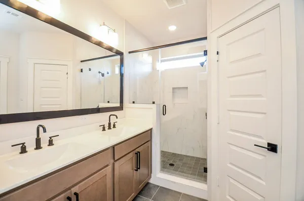 $2,500 | 18406 Vivacious Lane, Cypress, TX 77433