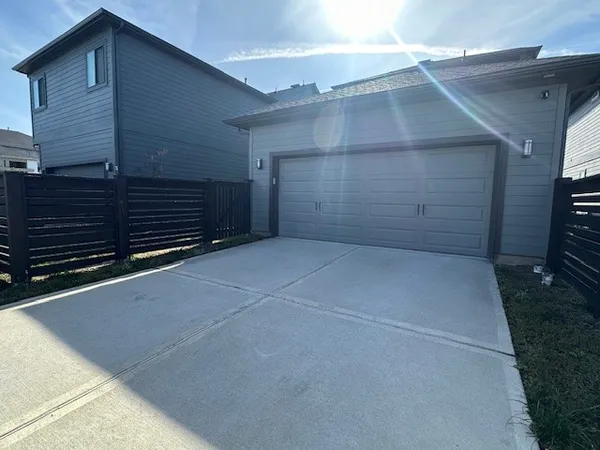 $2,500 | 18406 Vivacious Lane, Cypress, TX 77433