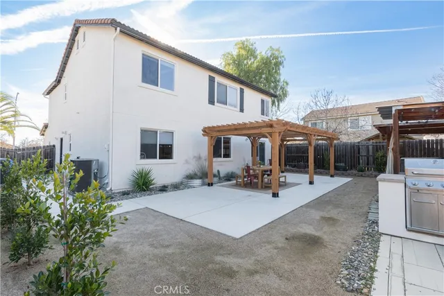 $949,000 | 470 Kenton Court, Paso Robles, CA 93446