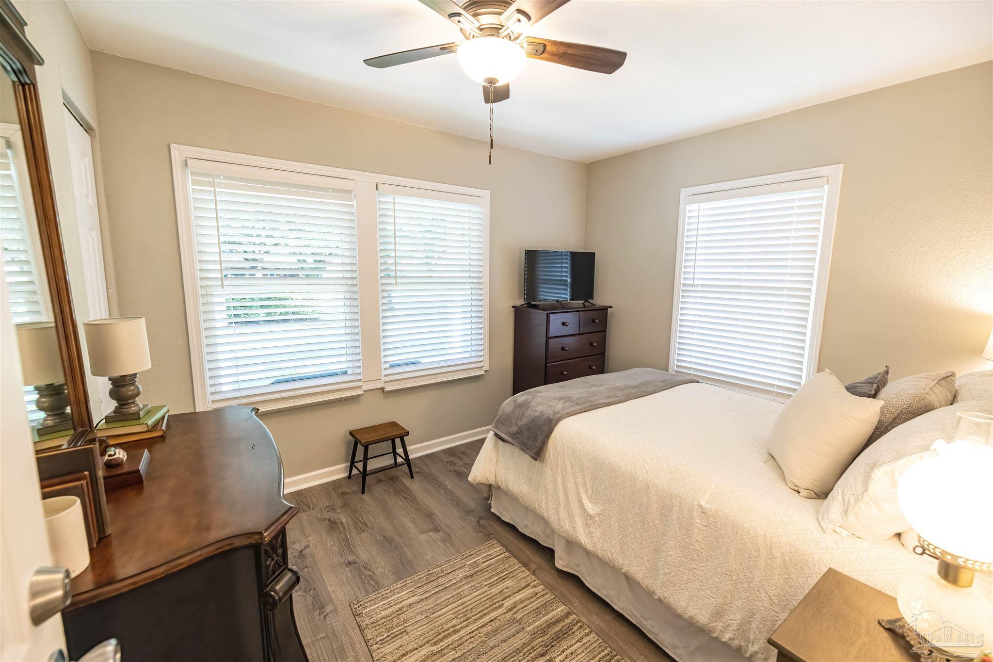 1148 West 9 & Half Mile Road Pensacola, FL 32534 - Photo 25 of 39