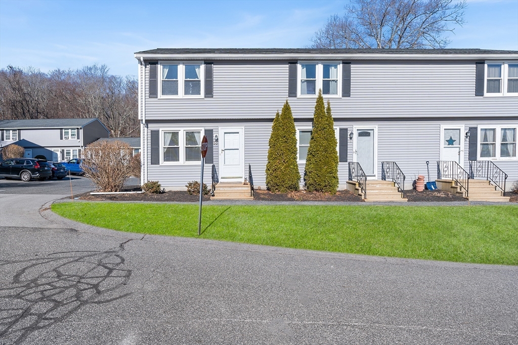 270 Sunderland Road, Unit 53 Worcester, MA 01604 - Photo 2 of 18 Gallery Image 2