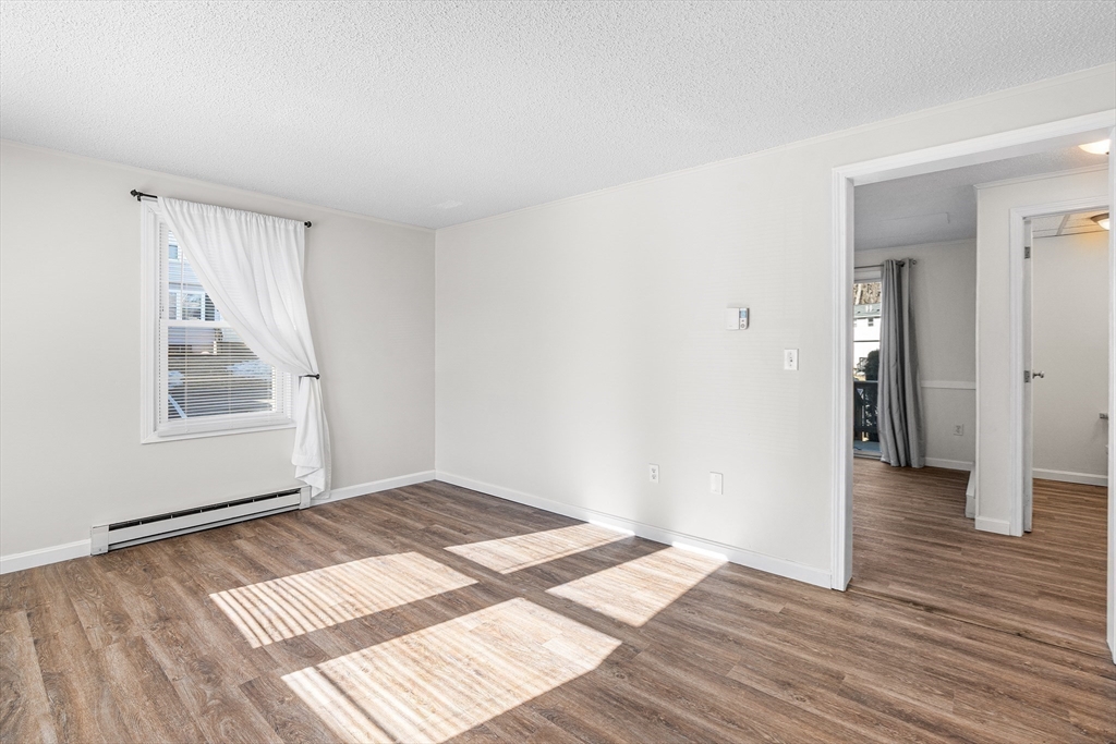 270 Sunderland Road, Unit 53 Worcester, MA 01604 - Photo 7 of 18 Gallery Image 7