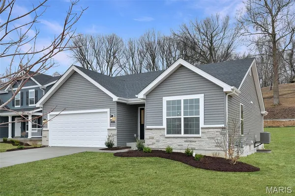 $389,900 | 28 Shady Elm Court, St. Charles, MO 63301