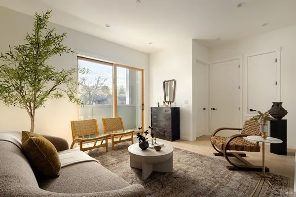 $1,525,000 | 709 C Street, Unit 4, San Rafael, CA 94901