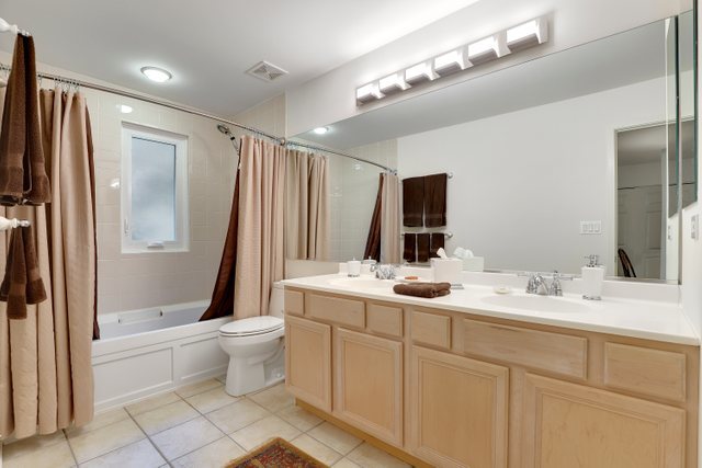 1328 West Fillmore Street, Unit B Chicago, IL 60607 - Photo 18 of 30