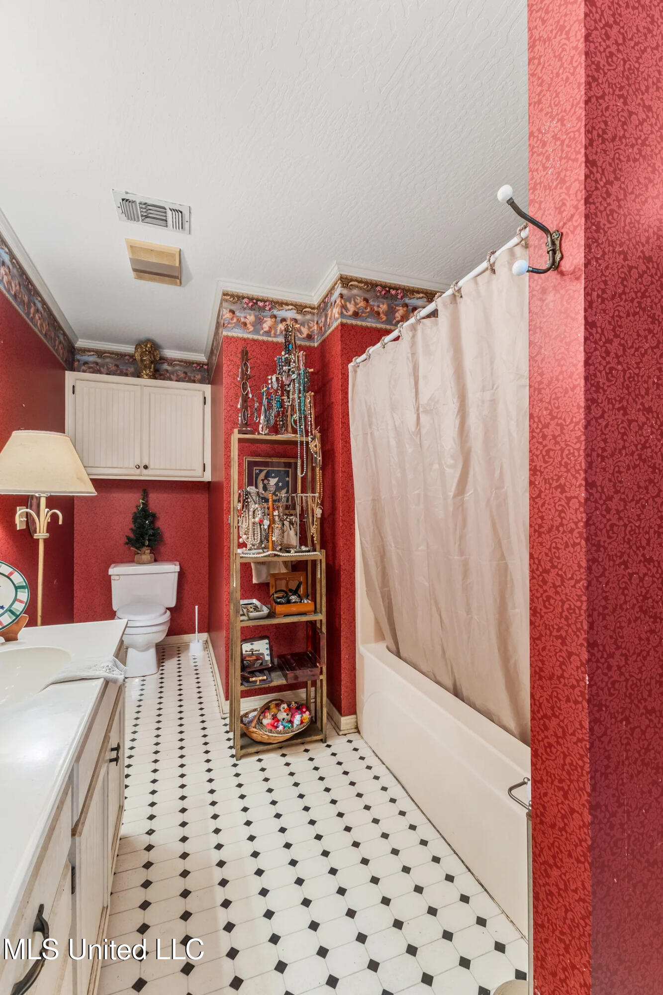 620 Shady Grove Moss Road Laurel, MS 39443 - Photo 16 of 26 620_Shady_Grove_Rd-35