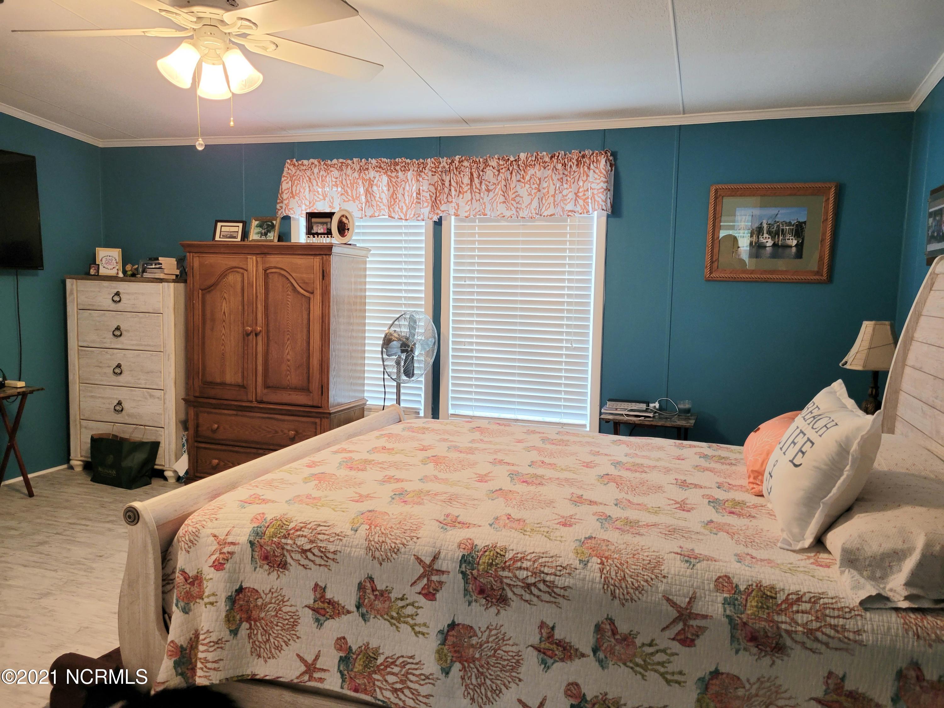 657 Straits Road Gloucester, NC 28528 - Photo 16 of 30 Master Bedroom