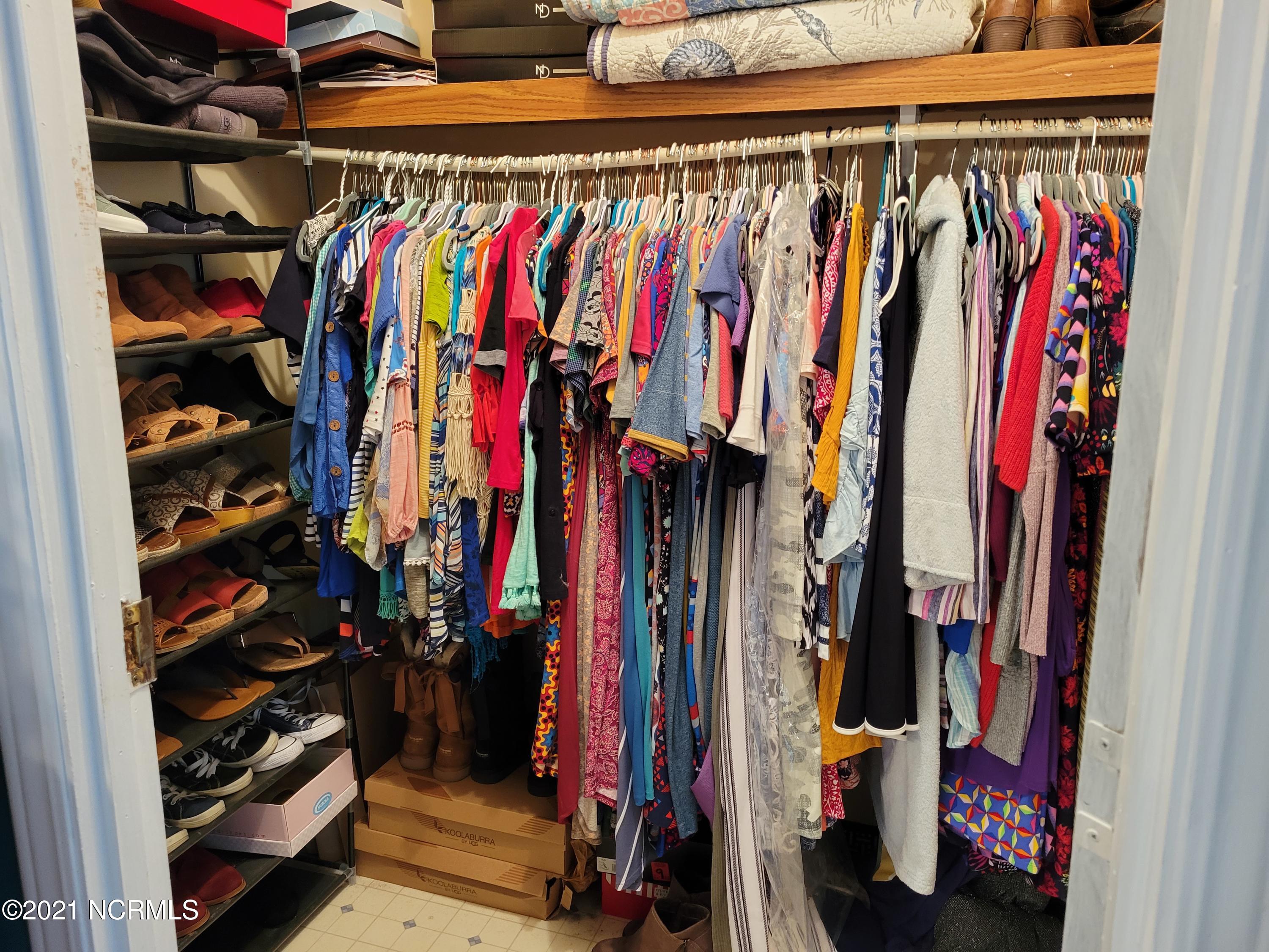 657 Straits Road Gloucester, NC 28528 - Photo 17 of 30 Walk in closet