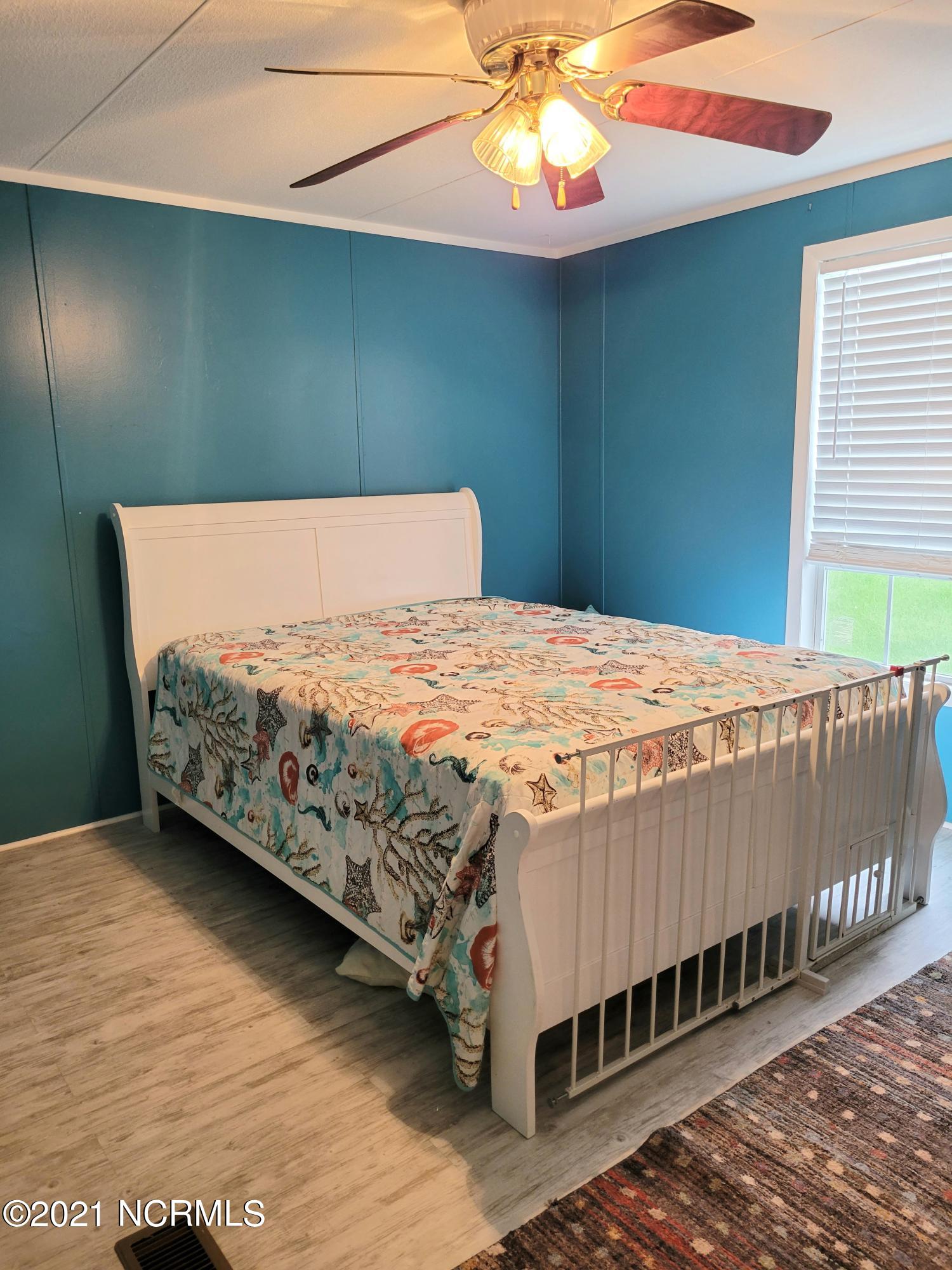 657 Straits Road Gloucester, NC 28528 - Photo 25 of 30 3rd Bedroom