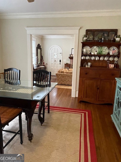 311 3rd Street Manchester, GA 31816 - Photo 19 of 61 a view of a livingroom with furniture and window