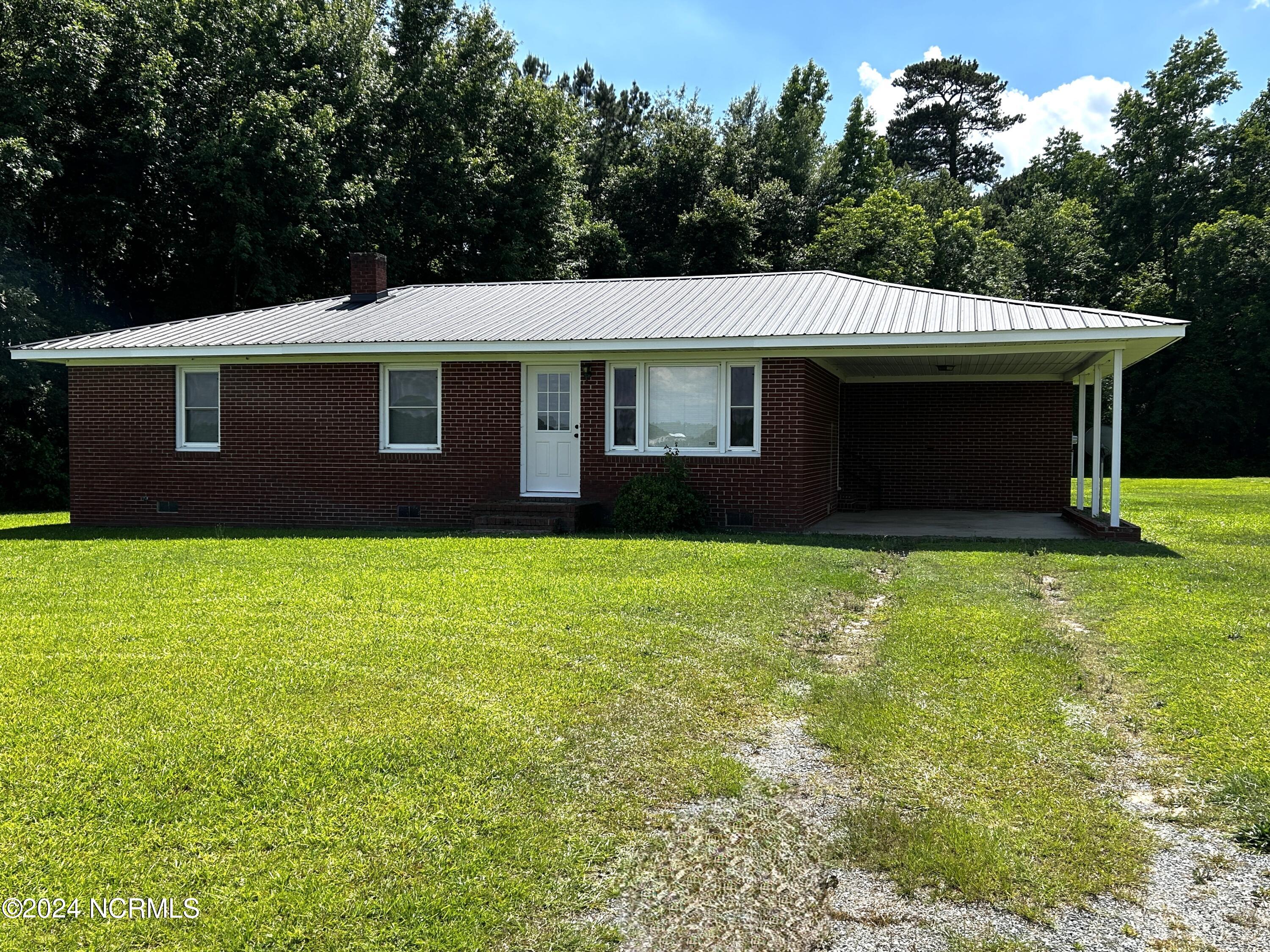 3151 Kilpatrick Road Kinston, NC 28501 - Photo 1 of 25 Main