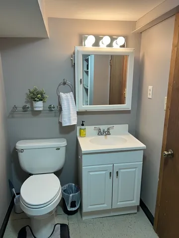 $1,400 | 4818 North Moody Avenue, Unit G, Chicago, IL 60630
