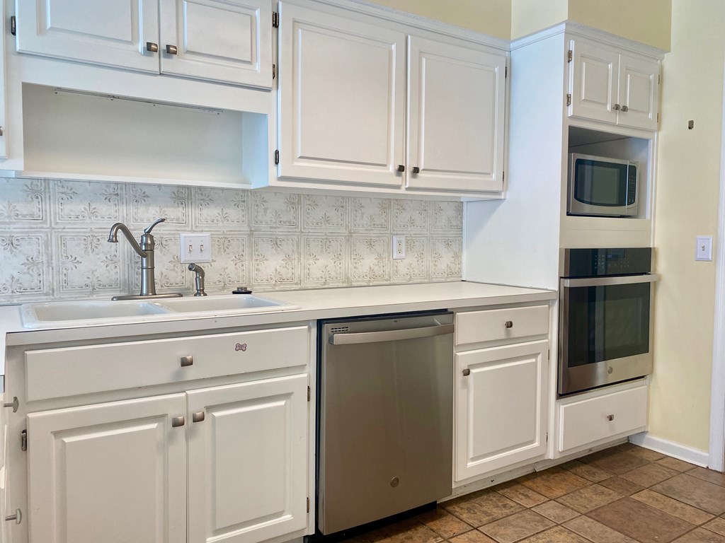 4809 Spring Ridge Drive Columbus, GA 31909 - Photo 8 of 25 Gallery Image 8