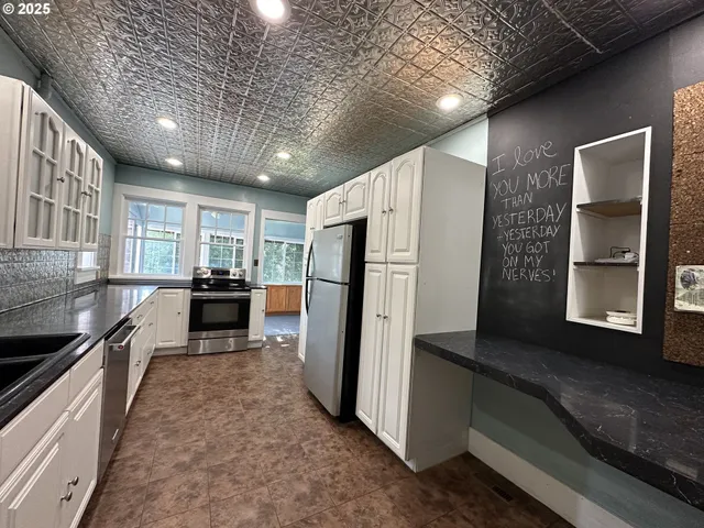 $379,000 | 212 Northwest Bridge Street, John Day, OR 97845