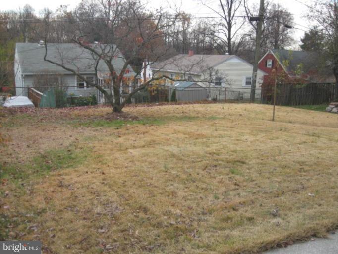 1561 Lister Road Halethorpe, MD 21227 - Photo 4 of 14 Back yard