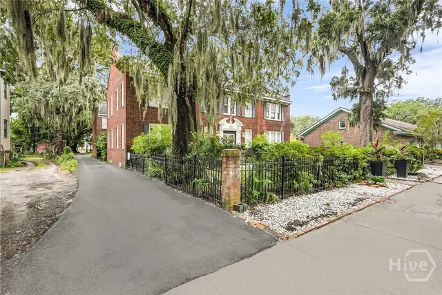 $364,999 | 17 East 37th Street, Unit 12, Savannah, GA 31401