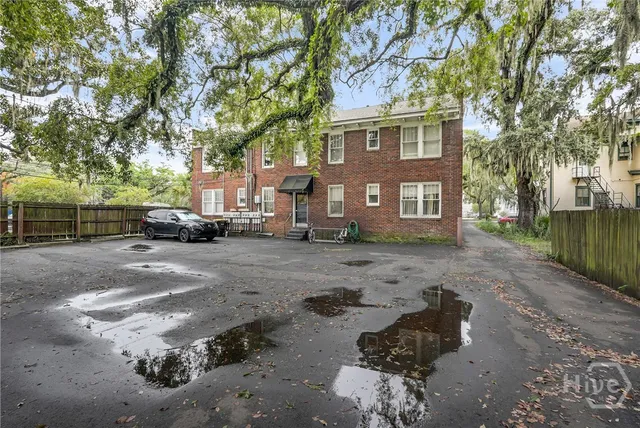 $364,999 | 17 East 37th Street, Unit 12, Savannah, GA 31401