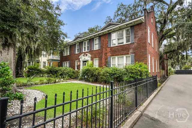 $364,999 | 17 East 37th Street, Unit 12, Savannah, GA 31401