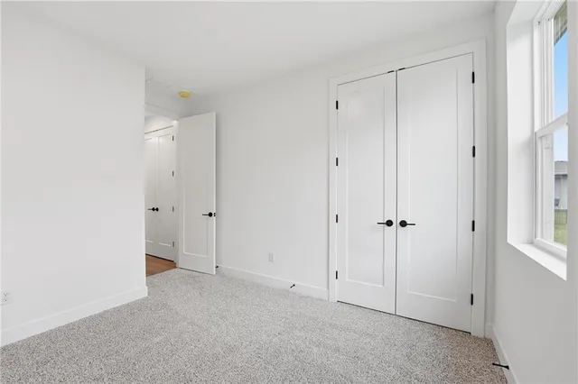 $382,990 | 20664 Barker Street, Spring Hill, KS 66083