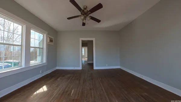 $950 | 538 Kayton Avenue, Unit 540, San Antonio, TX 78210
