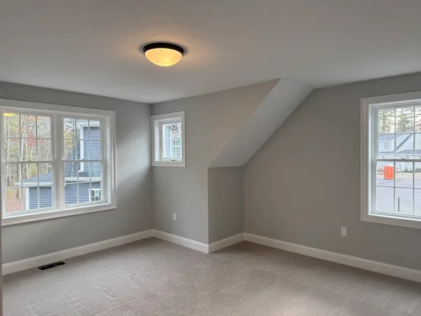 $4,100 | 29 Kashmir's Way, Unit 29, Lakeville, MA 02347