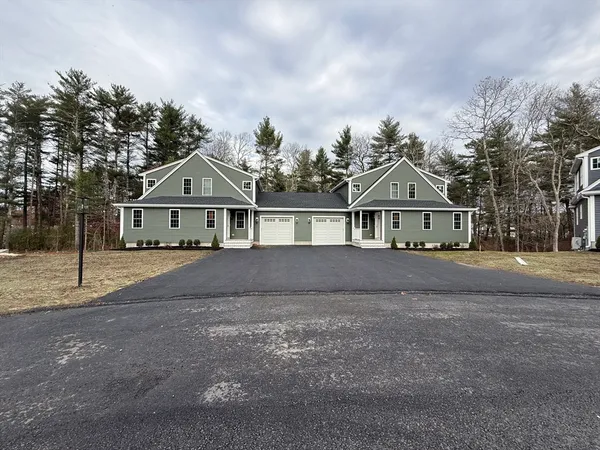 $4,100 | 29 Kashmir's Way, Unit 29, Lakeville, MA 02347