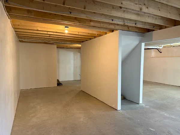 $4,100 | 29 Kashmir's Way, Unit 29, Lakeville, MA 02347