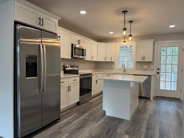 $4,100 | 29 Kashmir's Way, Unit 29, Lakeville, MA 02347