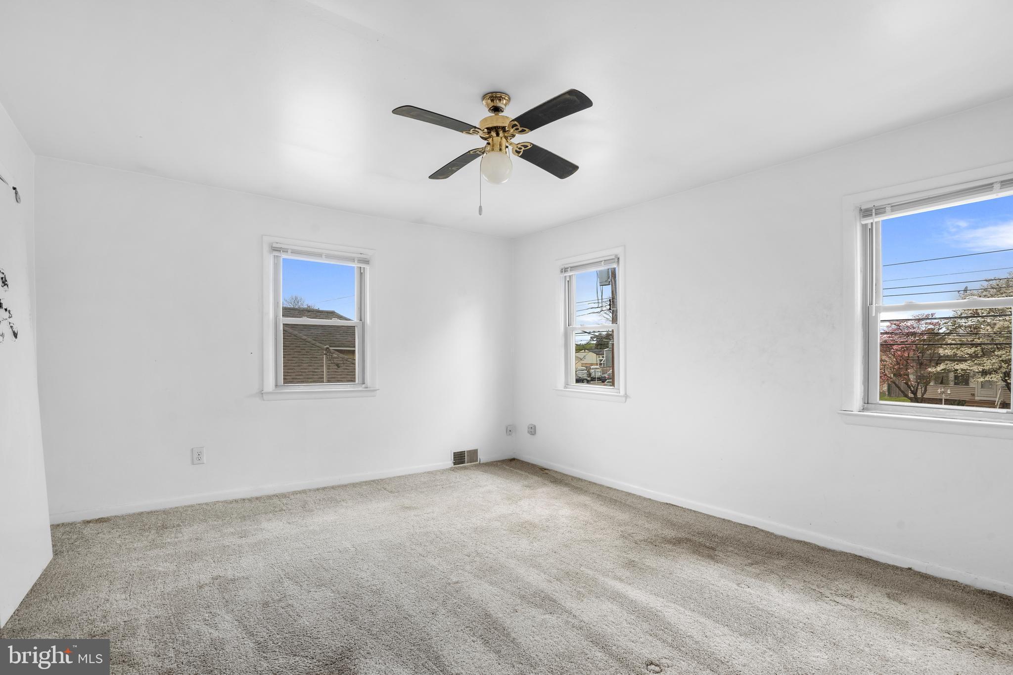214 State Rd. Croydon, PA 19021 - Photo 17 of 33 Gallery Image 17