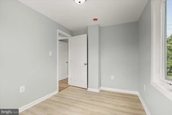 $5,200 | 2917 East Lee Avenue, Alexandria, VA 22306