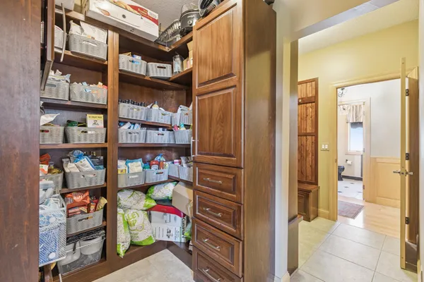 $925,000 | 23535 York Road, Hutchinson, MN 55350