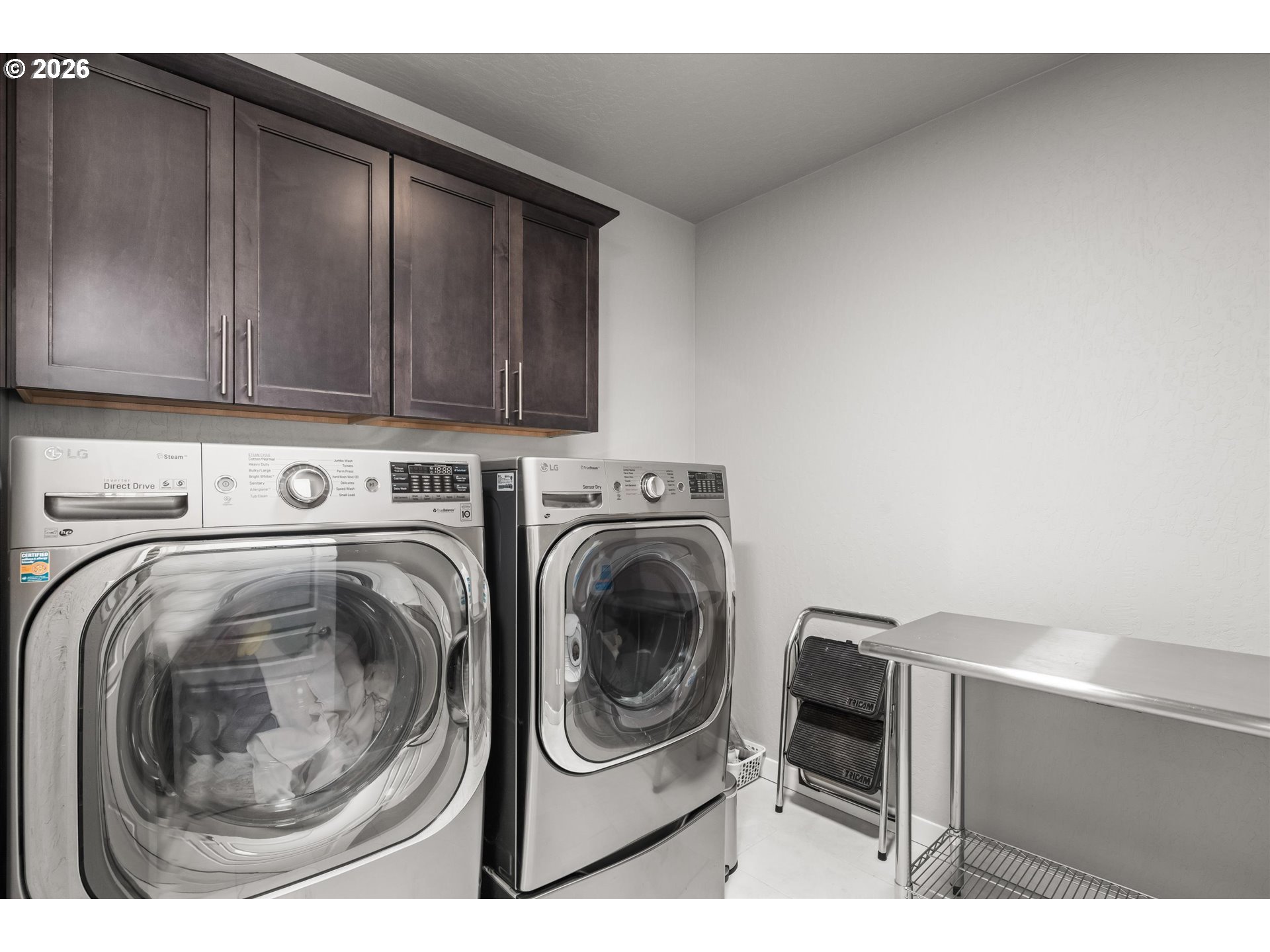 709 Tyson Lane Eugene, OR 97404 - Photo 17 of 31 a utility room with dryer and washer